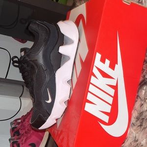 Women’s Nike RYZ 365 II